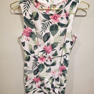 Form Fitting Floral Midi Dress